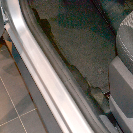 Накладки на ковролин (4 шт) (ABS) RENAULT Duster 2012-2020 / NISSAN Terrano 2014- купить недорого с доставкой в Канск