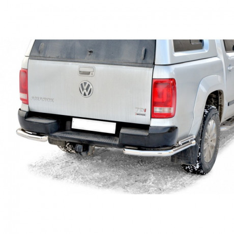 Защита заднего бампера «Уголки двойные» (d63,5) для Volkswagen Amarok (2010-2016)(Окрашенное) купить недорого с доставкой в Канск