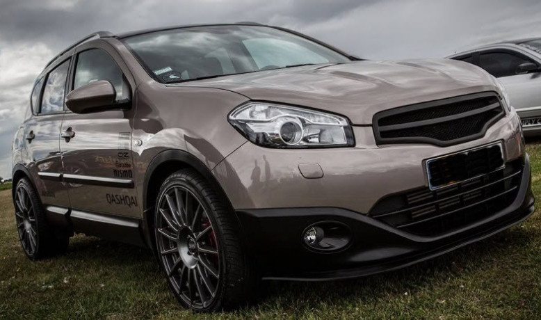 Решетка радиатора "Lester" Nissan Qashqai купить недорого с доставкой в Канск