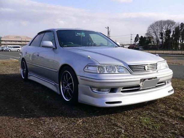 Накладка на передний бампер "Vertex" Toyota Mark II (100) купить недорого с доставкой в Канск