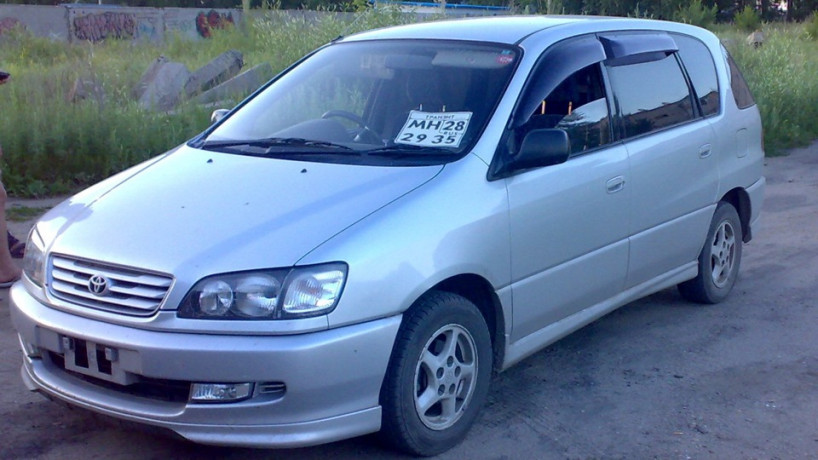 Накладка на передний бампер L-selection (сток) Toyota Ipsum купить недорого с доставкой в Канск