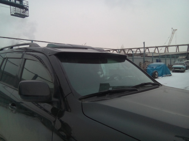 Козырек на переднее стекло Toyota Land Cruiser 200 купить недорого с доставкой в Канск