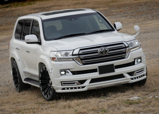 Расширители колесных арок "Wald" Toyota Land Cruiser 200 (Рестайлинг) купить недорого с доставкой в Канск