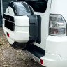 Бокс запасного колеса окрашенный и прошитый для Mitsubishi Pajero (IV gen)(2006-2015) купить недорого с доставкой в Канск