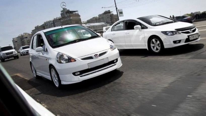 Накладка на передний бампер "Modulo" Honda Fit купить недорого с доставкой в Канск