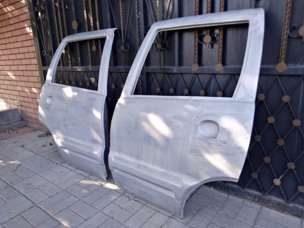Комплект задних стеклопластиковых дверей для B@3 2123 "Chevrolet Niv@" купить недорого с доставкой в Канск