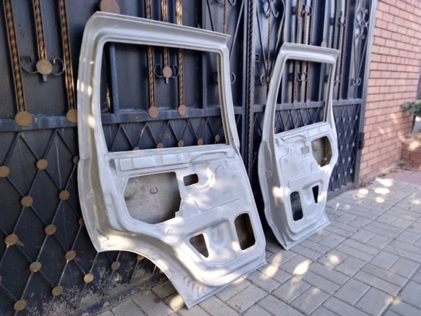Комплект задних стеклопластиковых дверей для B@3 2123 "Chevrolet Niv@" купить недорого с доставкой в Канск